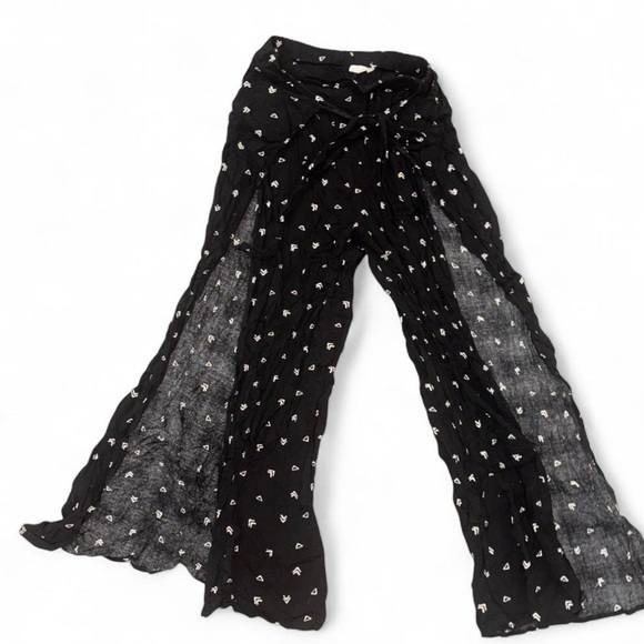 Lush Pants - Lush Black Wide-Leg Open Leg Slits ~